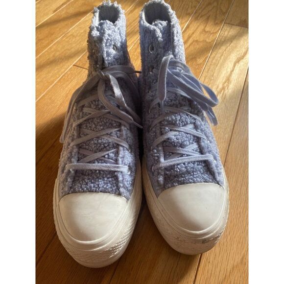 Converse women's light blue sherpa fleece platform high top lace up sneakers 6.5 - Picture 2 of 9